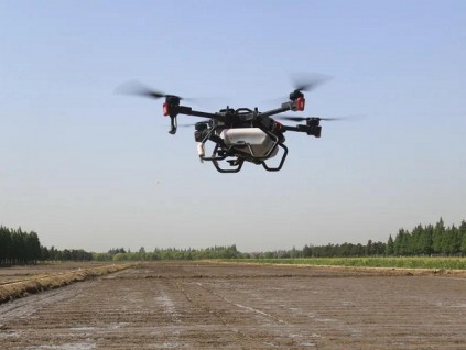 长江农业首次尝试无人机播种，黑科技助力三夏生产