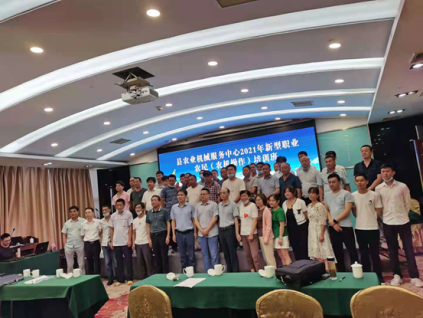 安徽：舒城农机中心举办新型职业农民（农机操作）培训班